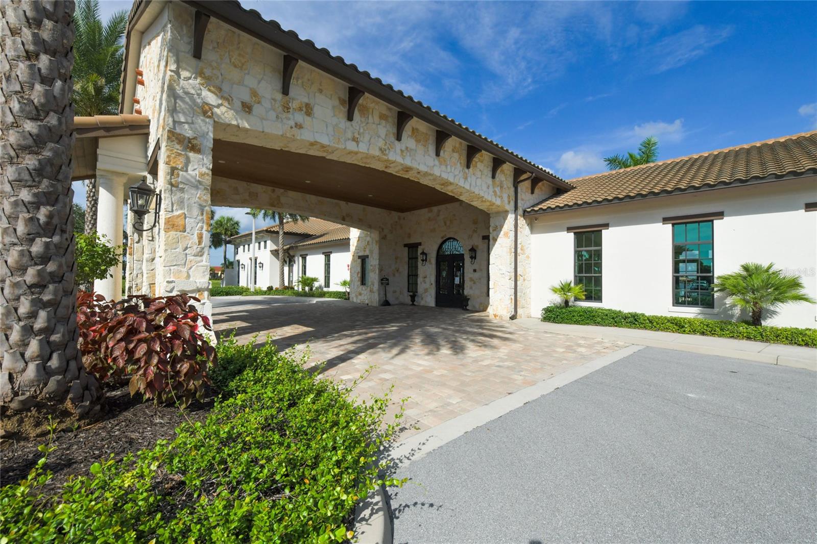 Image 16 of 20 For 118 Veraza Court