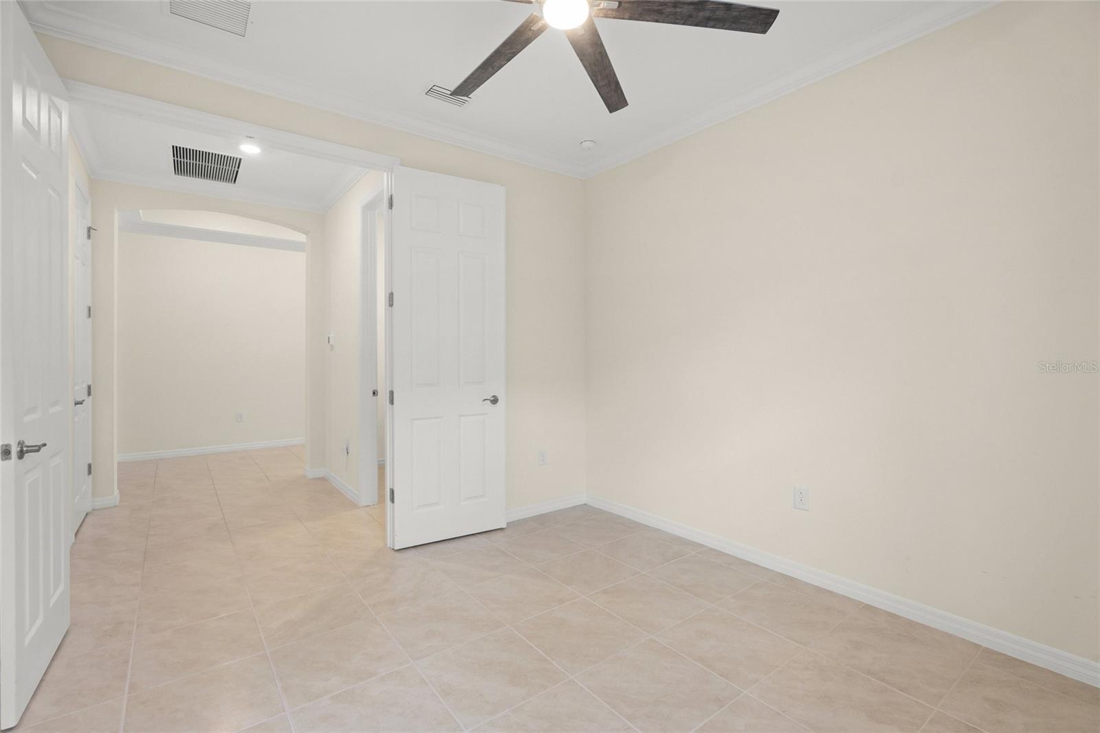 Image 21 of 48 For 118 Veraza Court