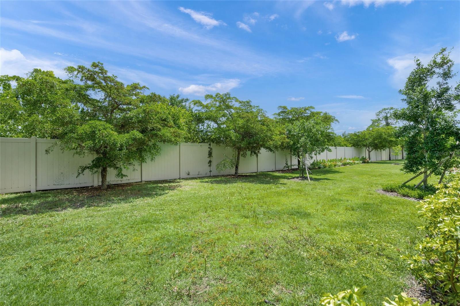 Image 33 of 48 For 118 Veraza Court