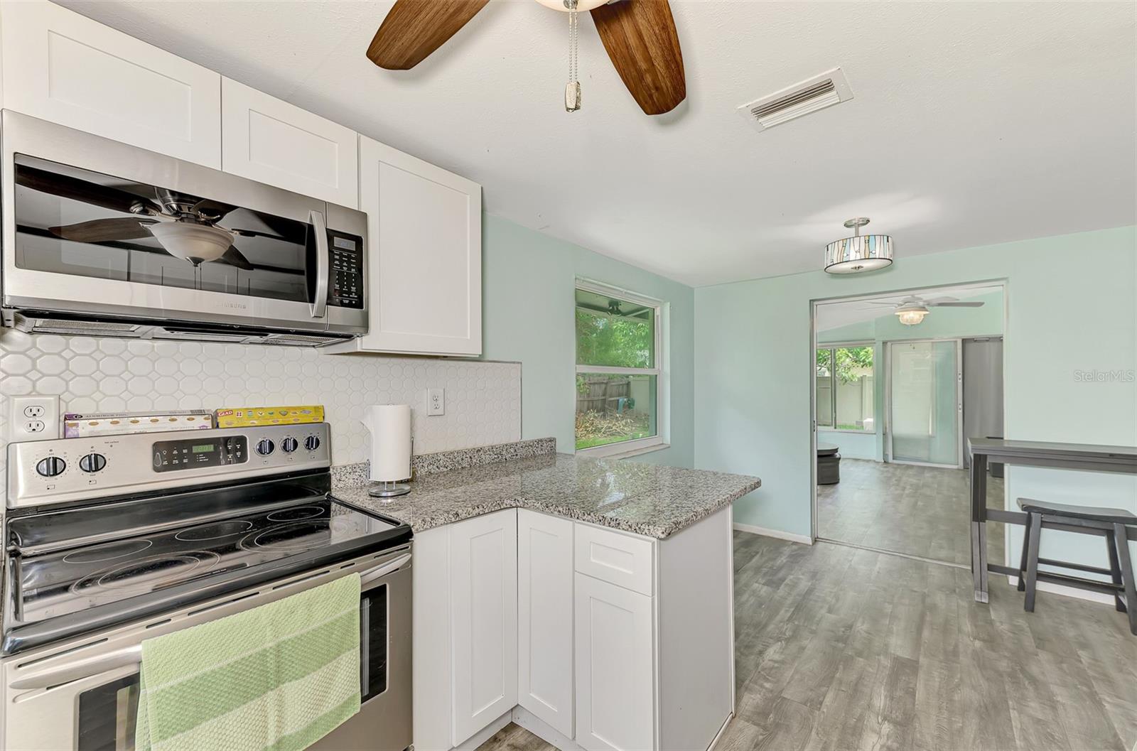 Image 18 of 44 For 2900 Siesta Drive