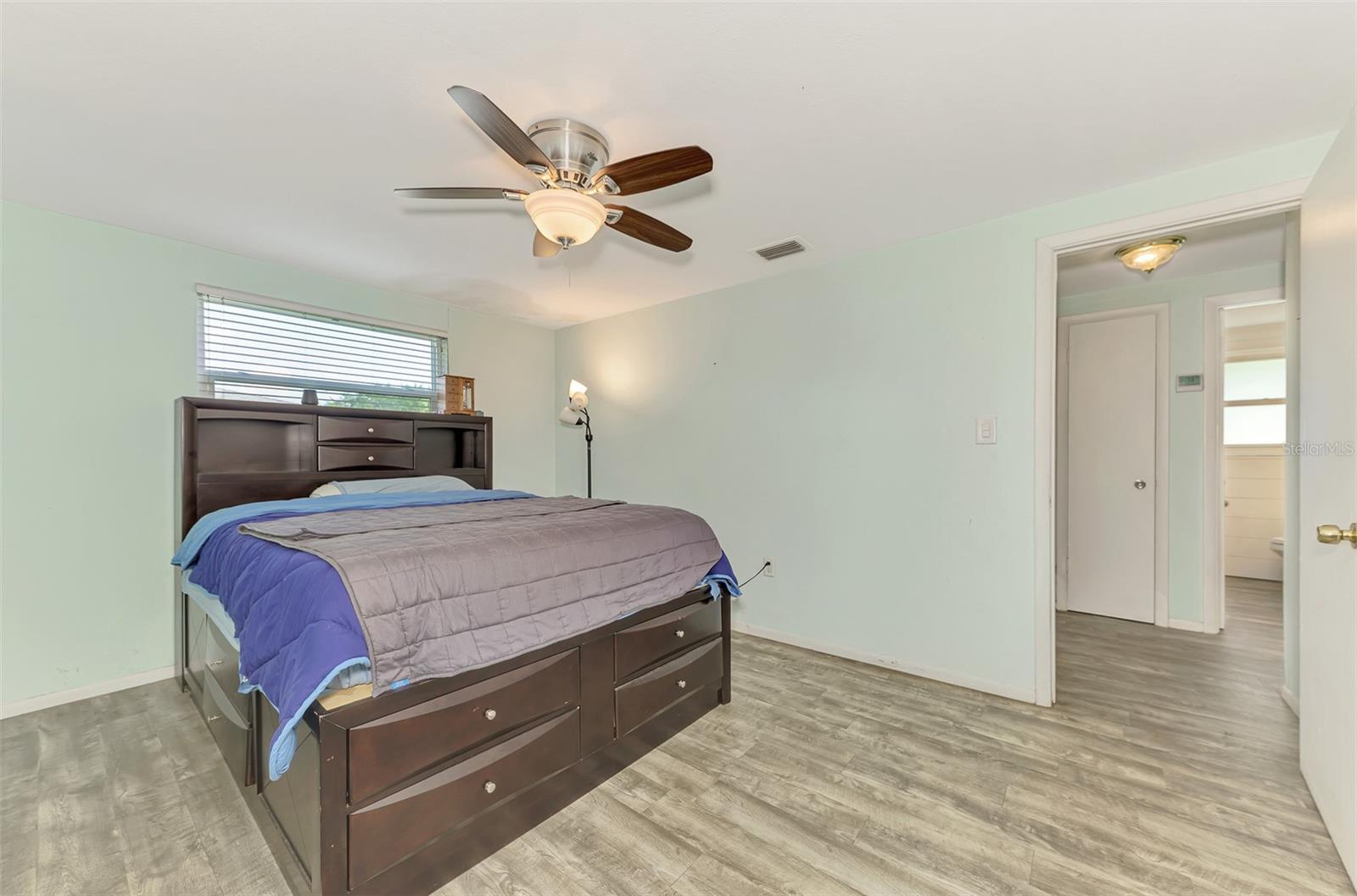 Image 22 of 44 For 2900 Siesta Drive
