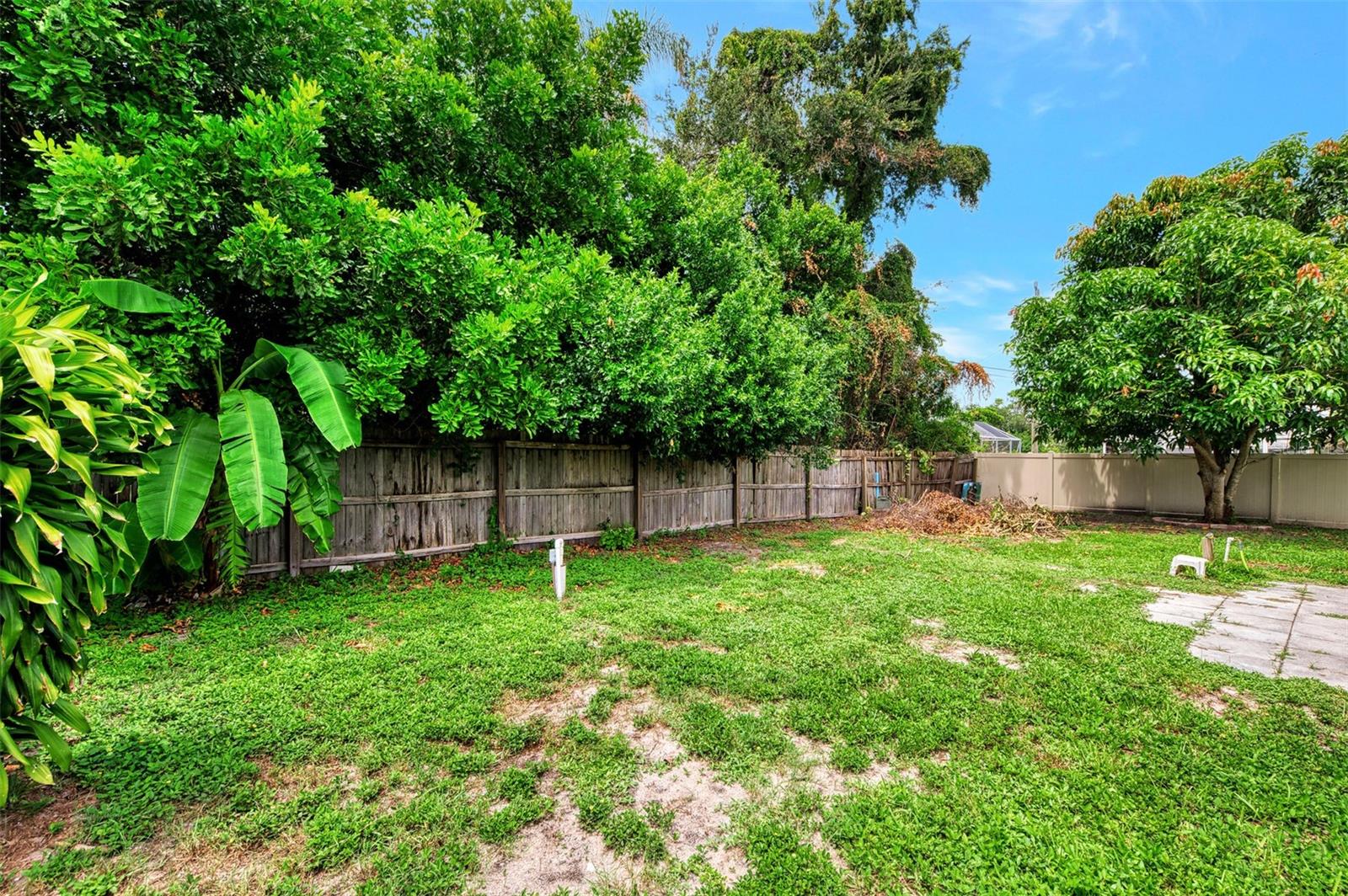Image 31 of 44 For 2900 Siesta Drive