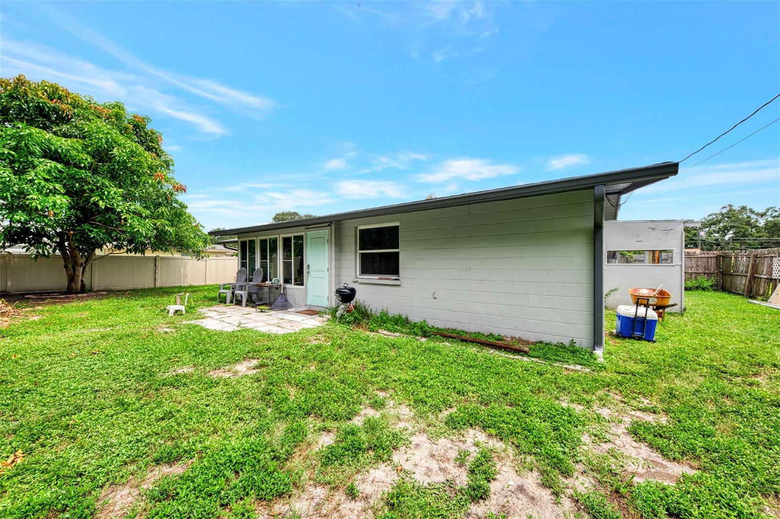 Image 32 of 44 For 2900 Siesta Drive