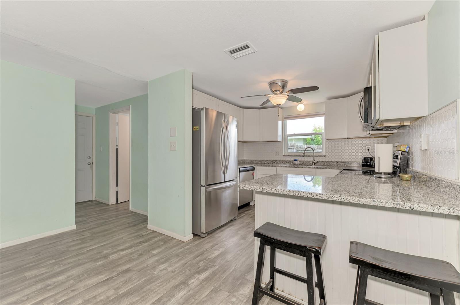 Image 7 of 44 For 2900 Siesta Drive