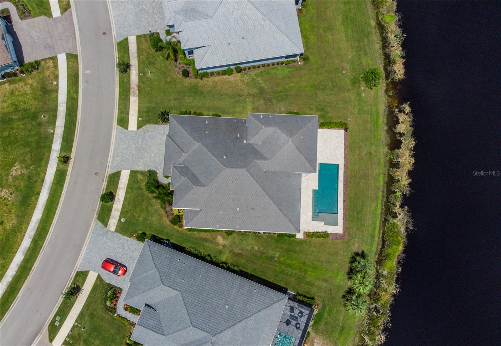 Listing photo id 2 for 12444 Destin Loop