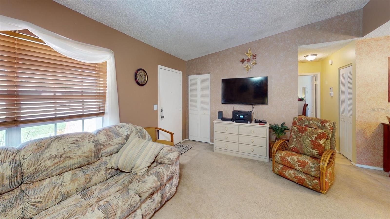 Image 4 of 37 For 461 Clover Road