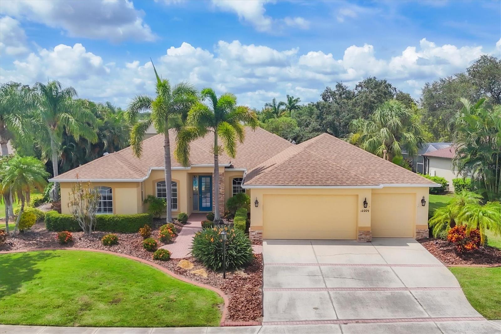 Details for 12209 Clubhouse Drive, LAKEWOOD RANCH, FL 34202