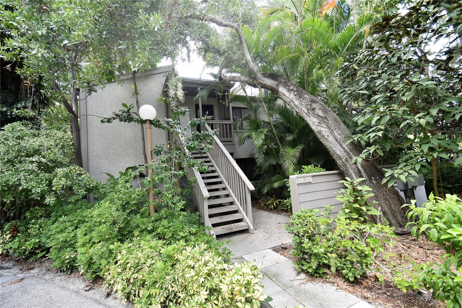 Image 2 of 39 For 1601 Pelican Point Drive Ha215