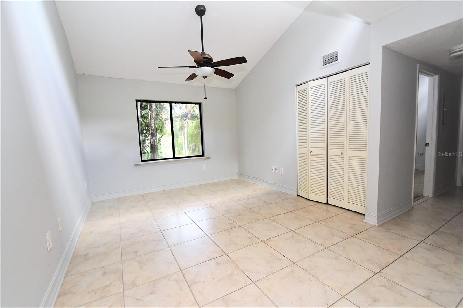 Image 5 of 39 For 1601 Pelican Point Drive Ha215