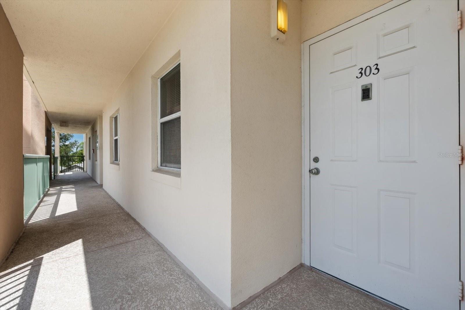 Listing photo id 1 for 2320 Terra Ceia Bay Boulevard 303