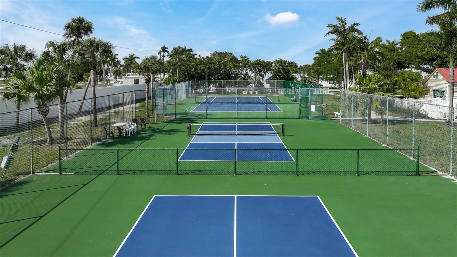 Image 32 of 34 For 12569 Coconut Creek Court