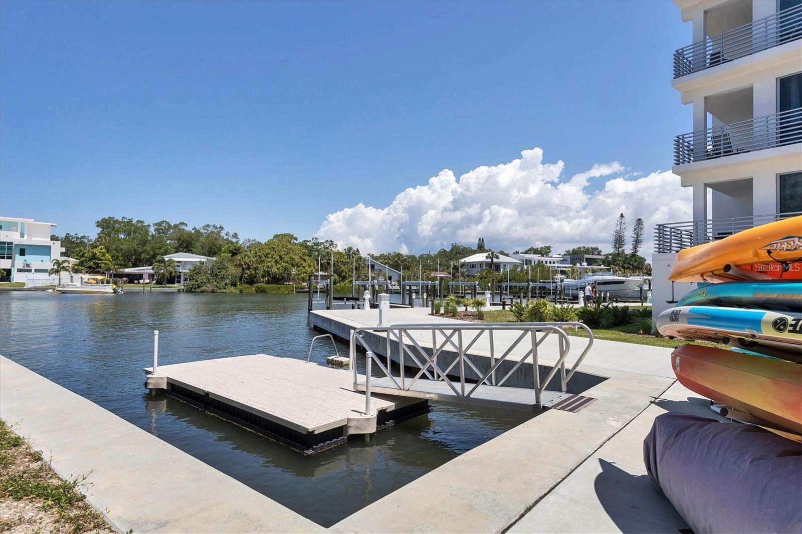 Listing photo id 38 for 1709 Tamiami Trail 201