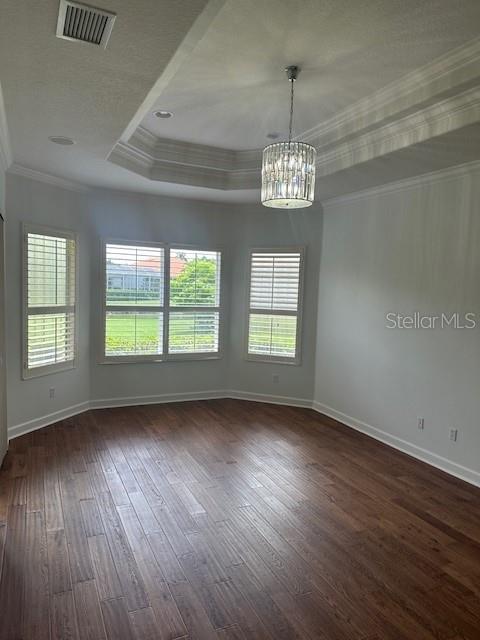 Image 11 of 20 For 10228 Silverado Circle