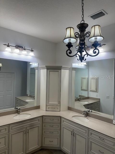 Image 12 of 20 For 10228 Silverado Circle