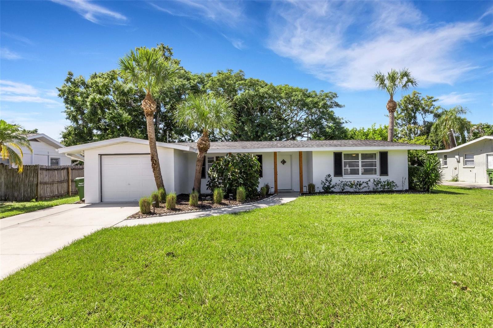 Details for 3150 Lake Ridge Drive, SARASOTA, FL 34237