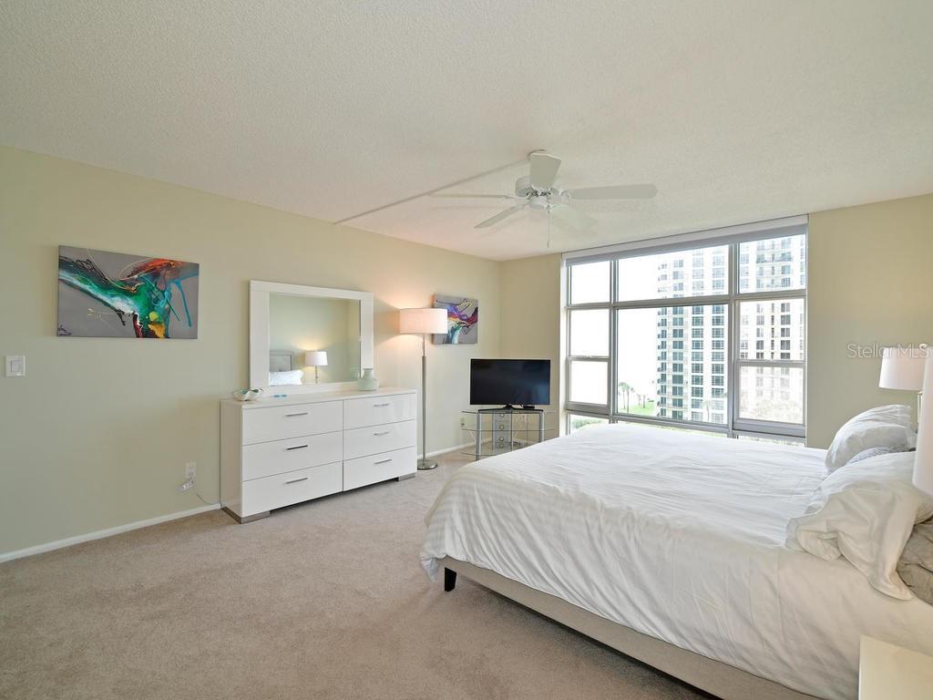 Image 30 of 50 For 2425 Gulf Of Mexico Drive 7f