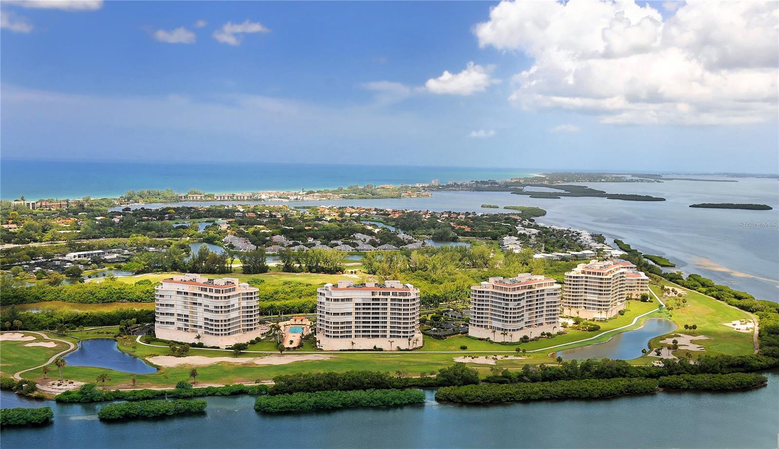 Listing photo id 30 for 3030 Grand Bay Boulevard 346