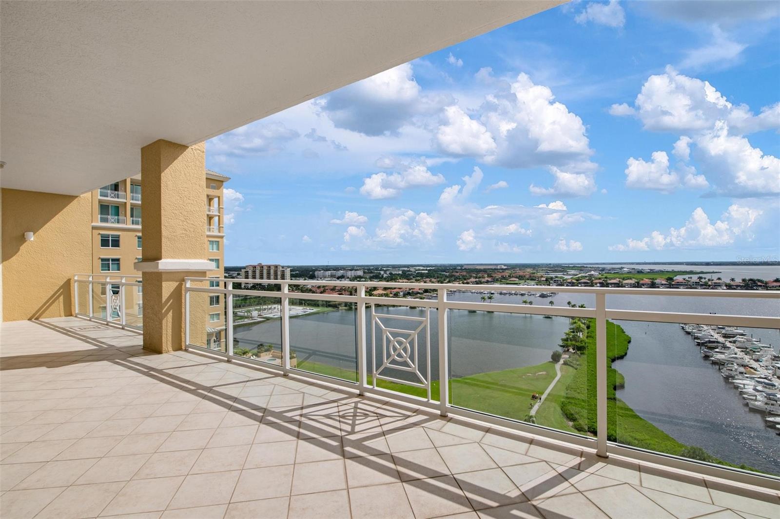 Listing photo id 2 for 130 Riviera Dunes Way 1102