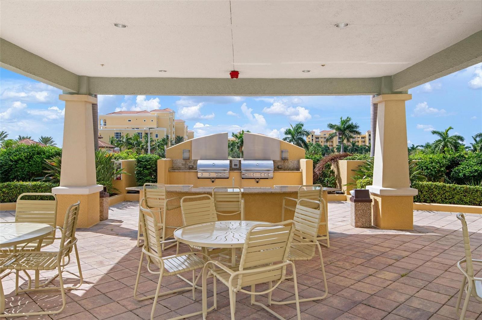 Listing photo id 48 for 130 Riviera Dunes Way 1102