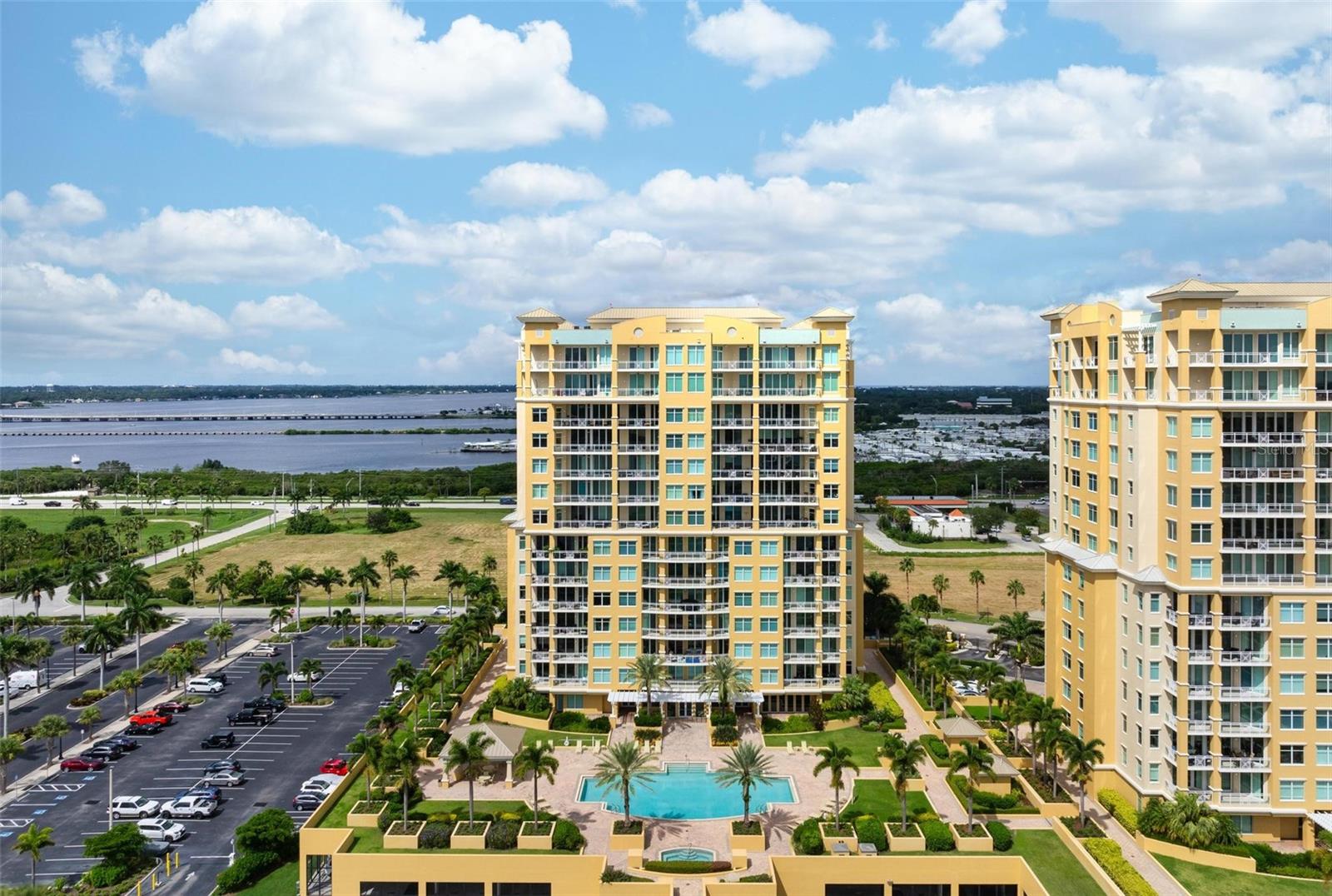 Listing photo id 55 for 130 Riviera Dunes Way 1102