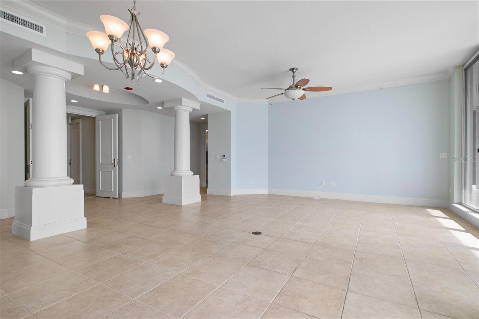 Listing photo id 7 for 130 Riviera Dunes Way 1102