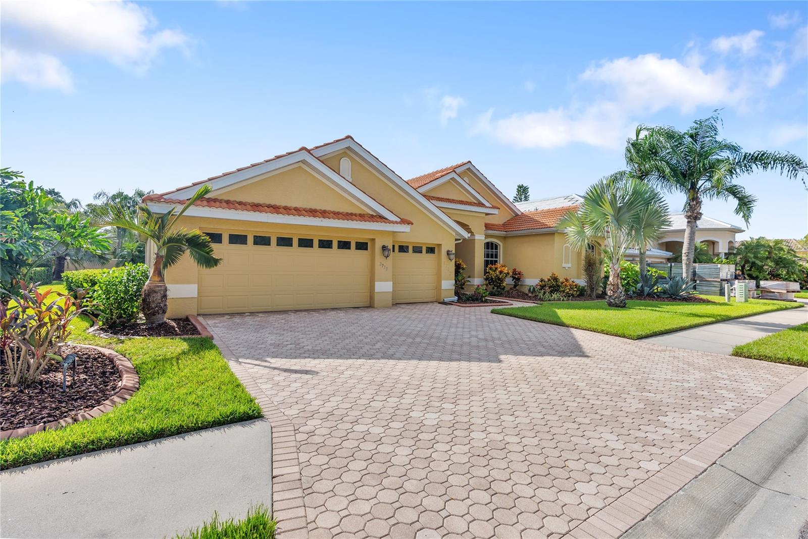 Details for 2773 Harvest Drive, SARASOTA, FL 34240