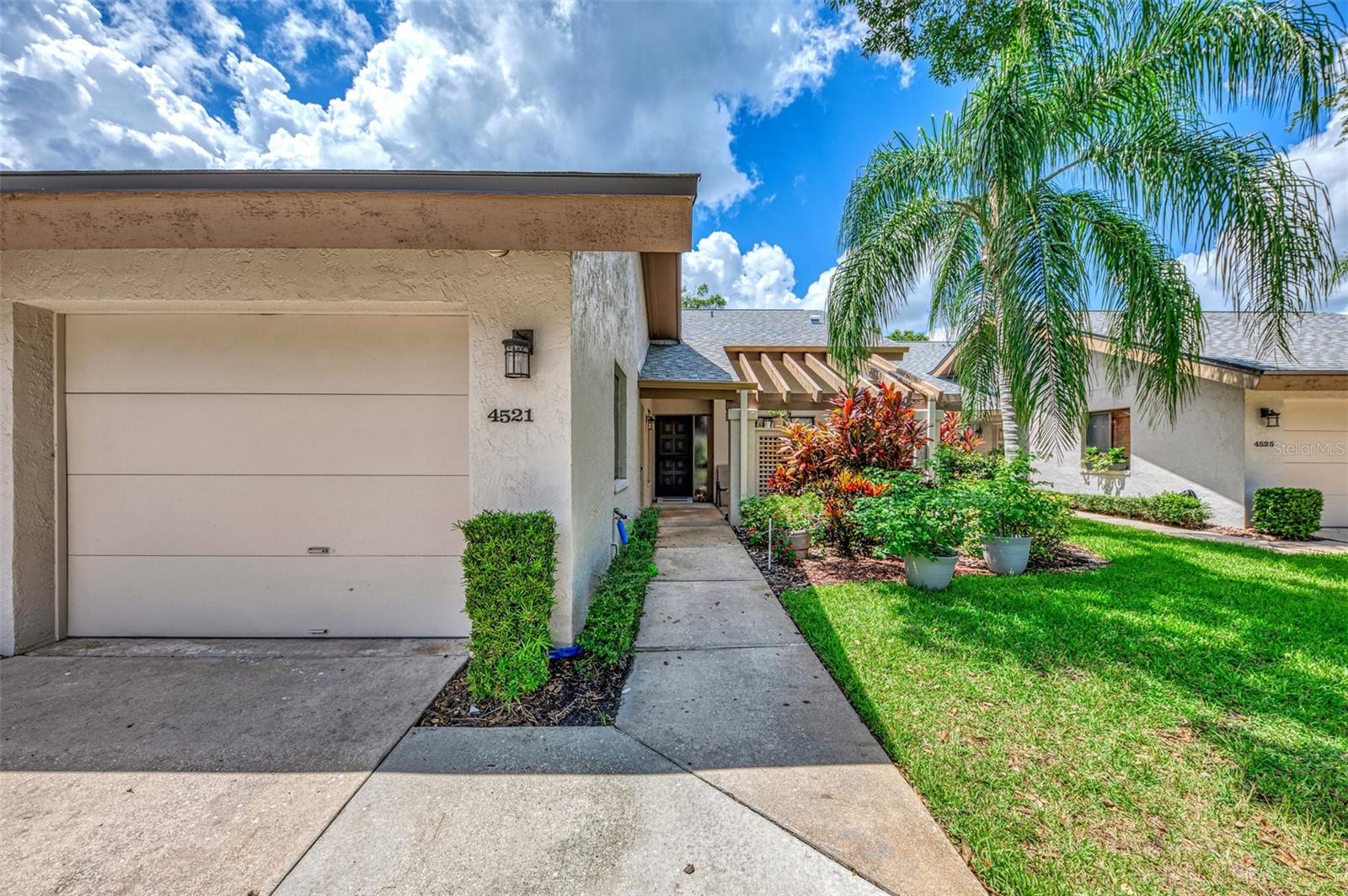 Details for 4521 Kingsmere  6, SARASOTA, FL 34235