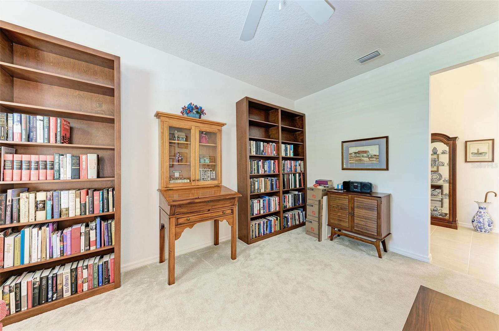 Image 30 of 53 For 12105 Goldenrod Avenue