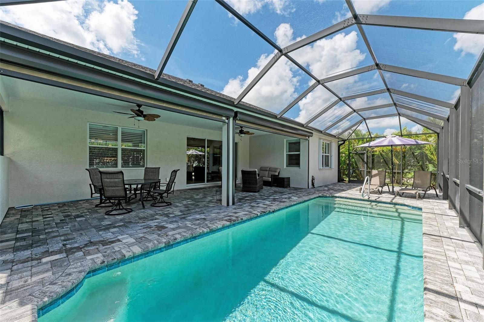 Image 4 of 53 For 12105 Goldenrod Avenue