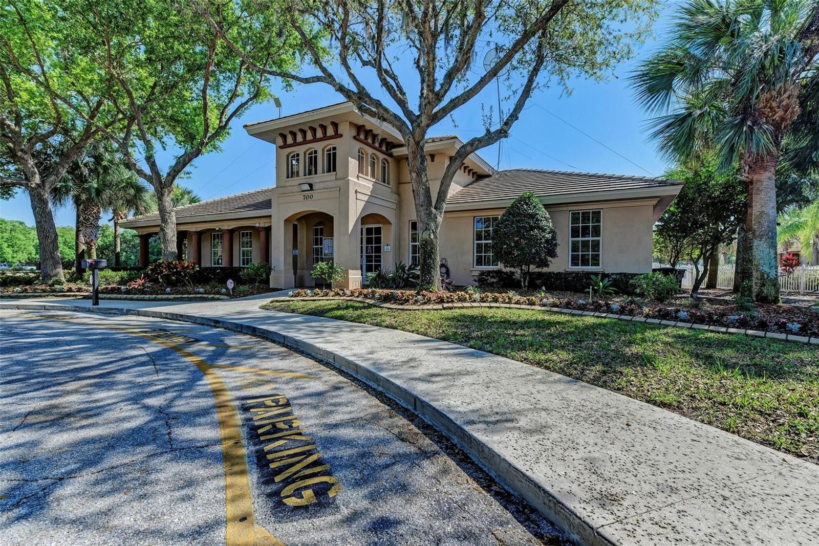 Image 40 of 53 For 12105 Goldenrod Avenue