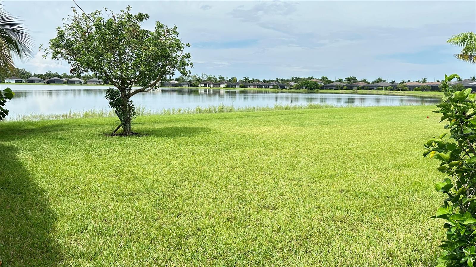 Image 3 of 20 For 16307 Bonita Landing Circle