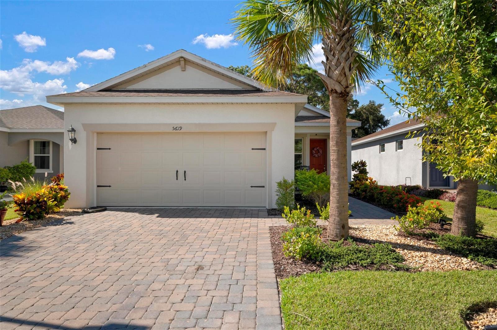 Details for 5619 Los Robles Court, PALMETTO, FL 34221