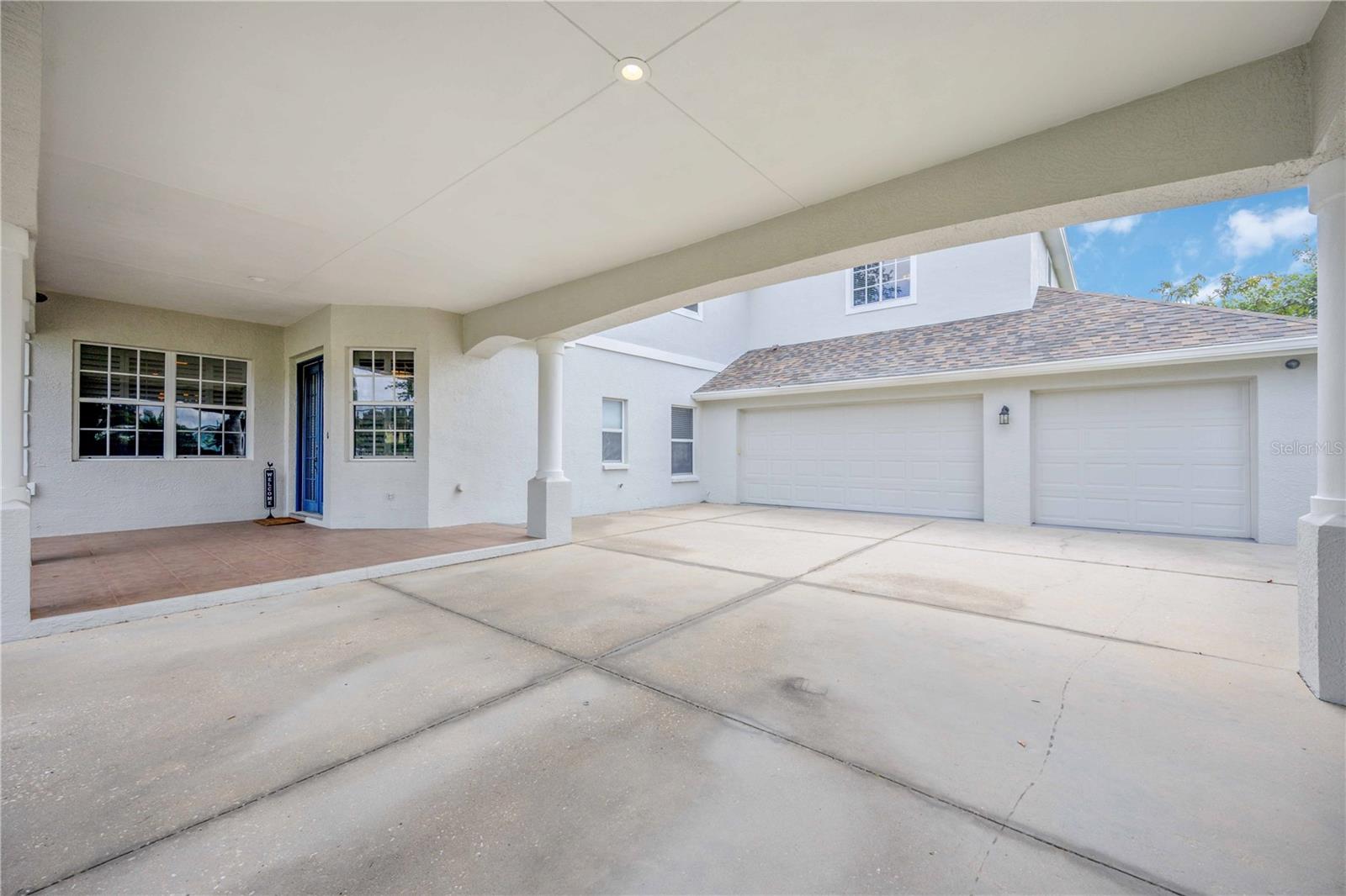 Listing photo id 33 for 4306 Barracuda Drive