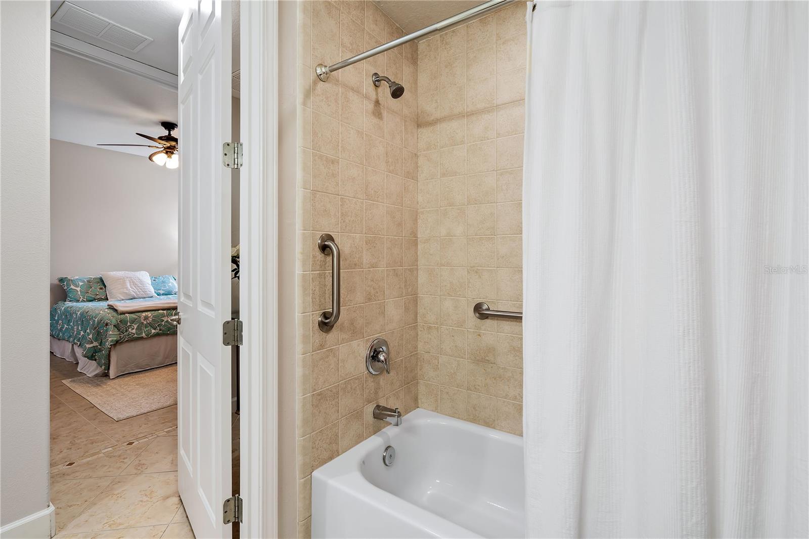 Image 28 of 40 For 7922 Tybee Court