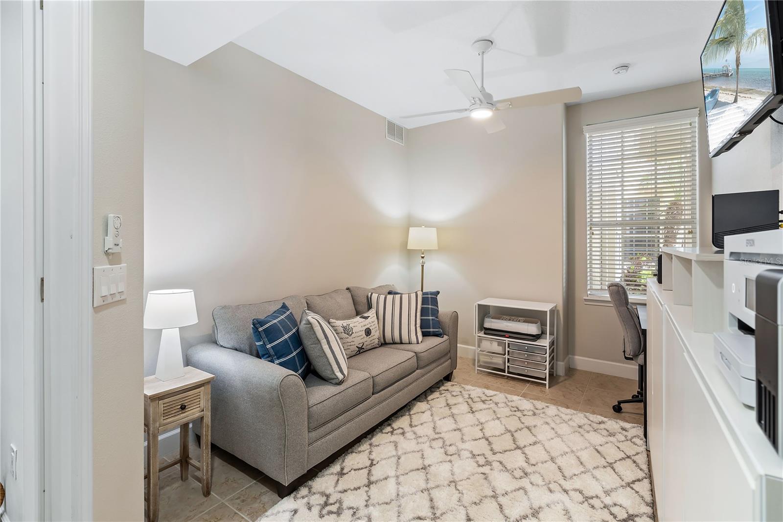 Image 32 of 40 For 7922 Tybee Court