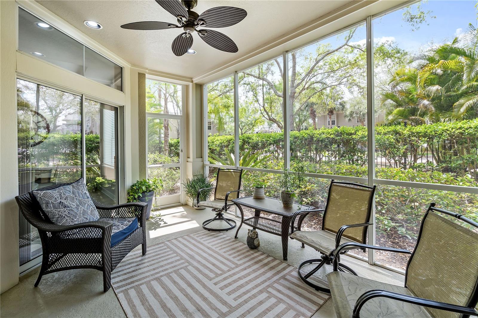Image 33 of 40 For 7922 Tybee Court