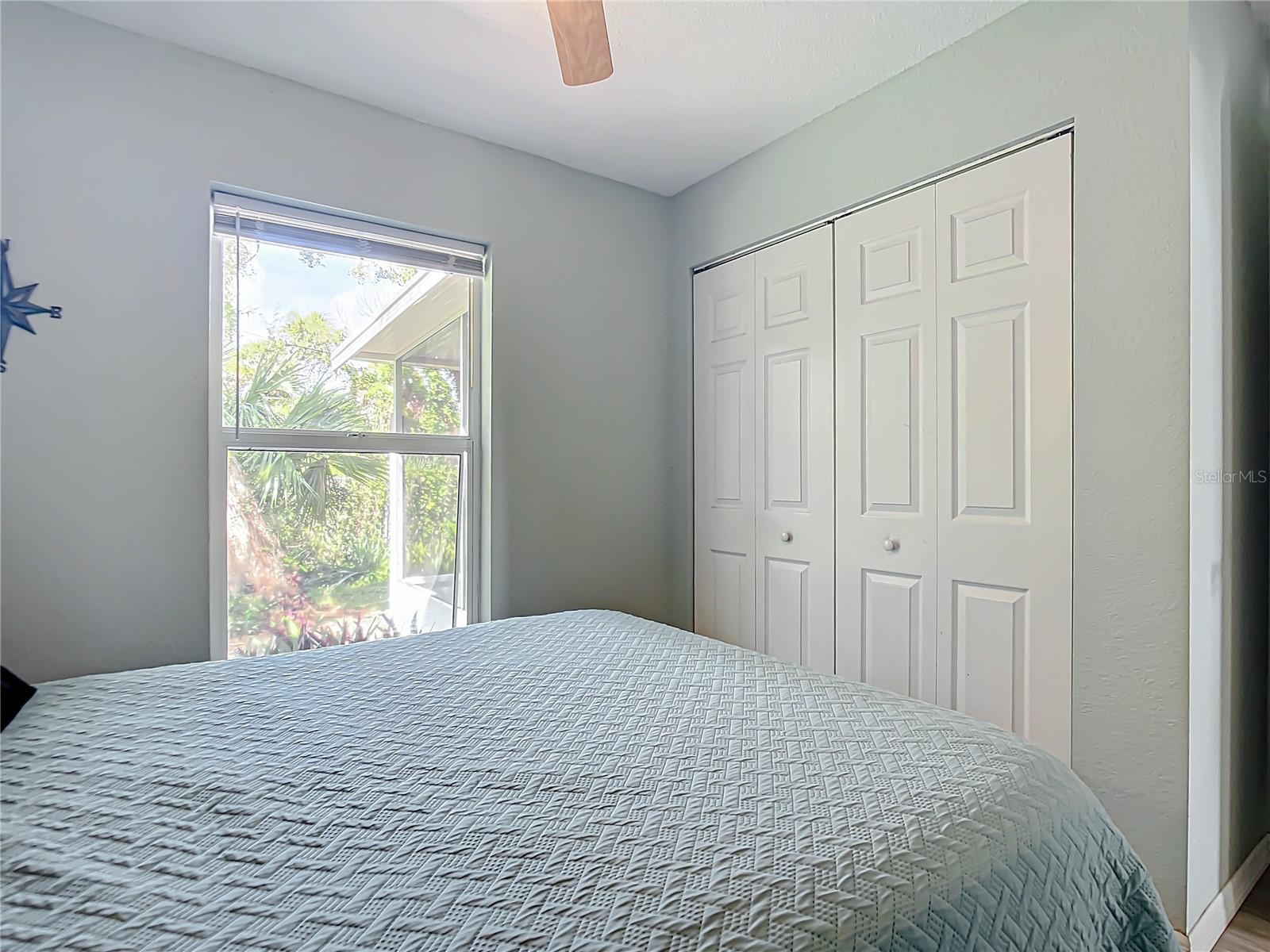 Image 21 of 48 For 2843 Abbotsford Street