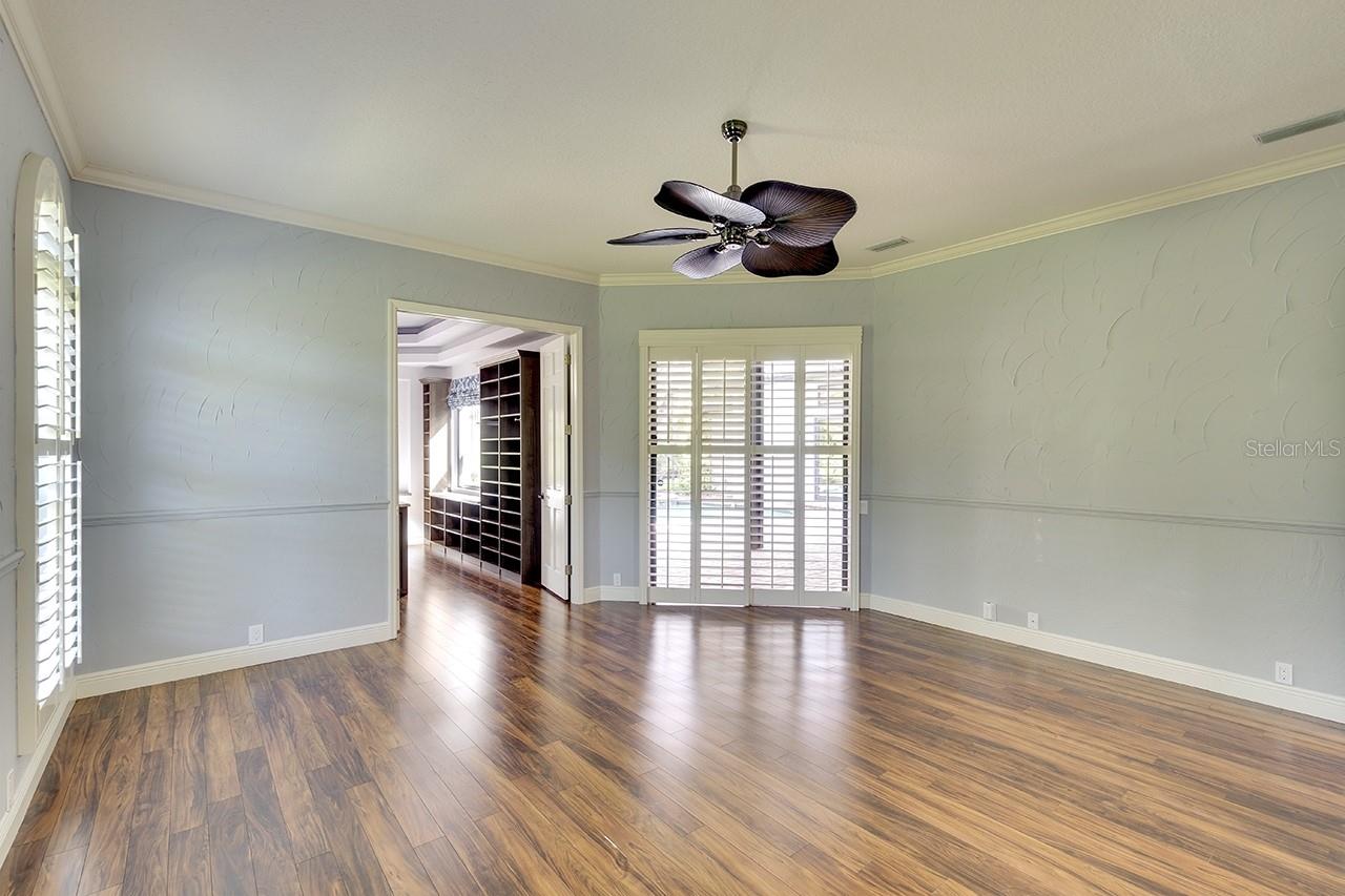 Listing photo id 23 for 11750 Laurel Oak Lane