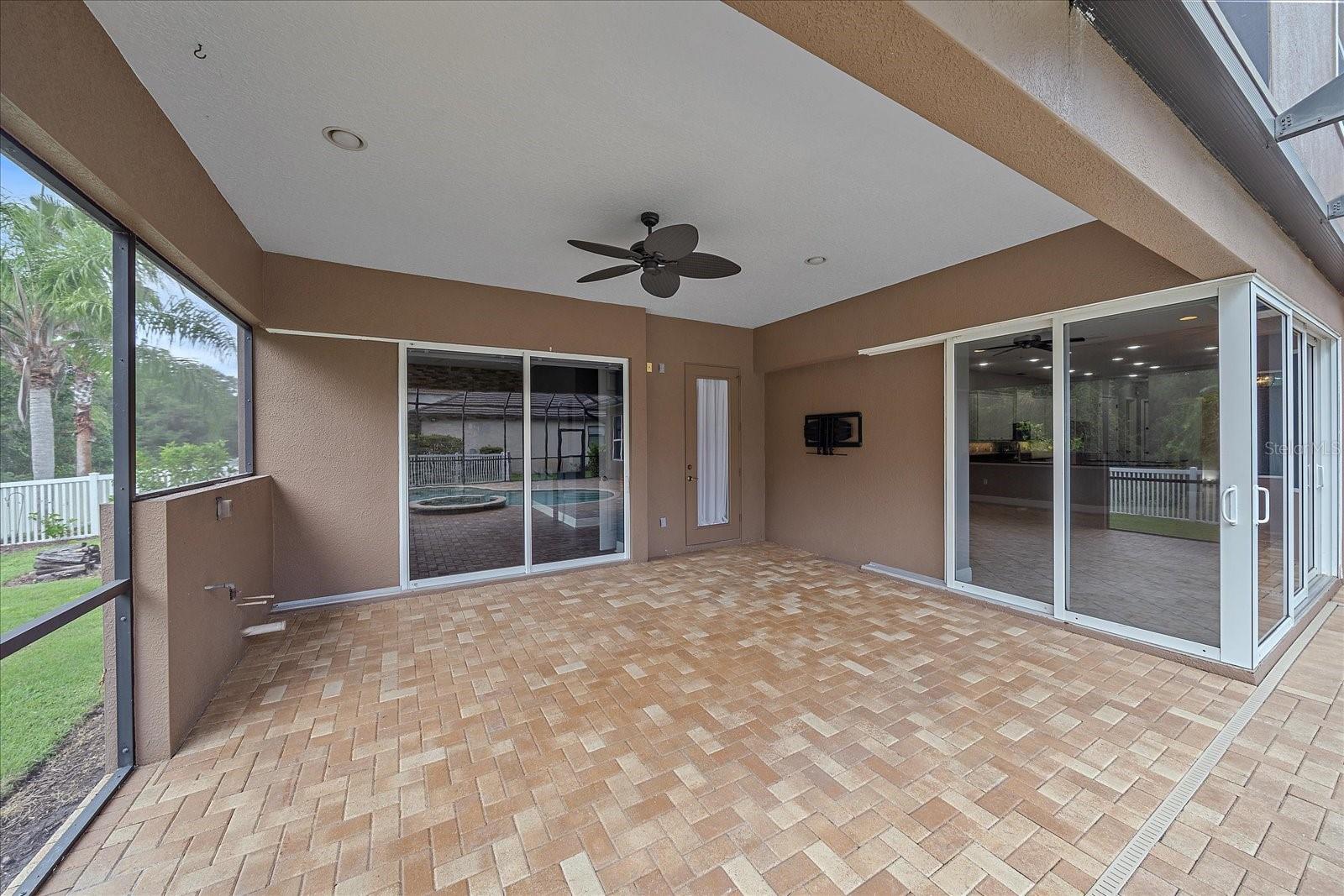 Listing photo id 41 for 14806 Sundial Place