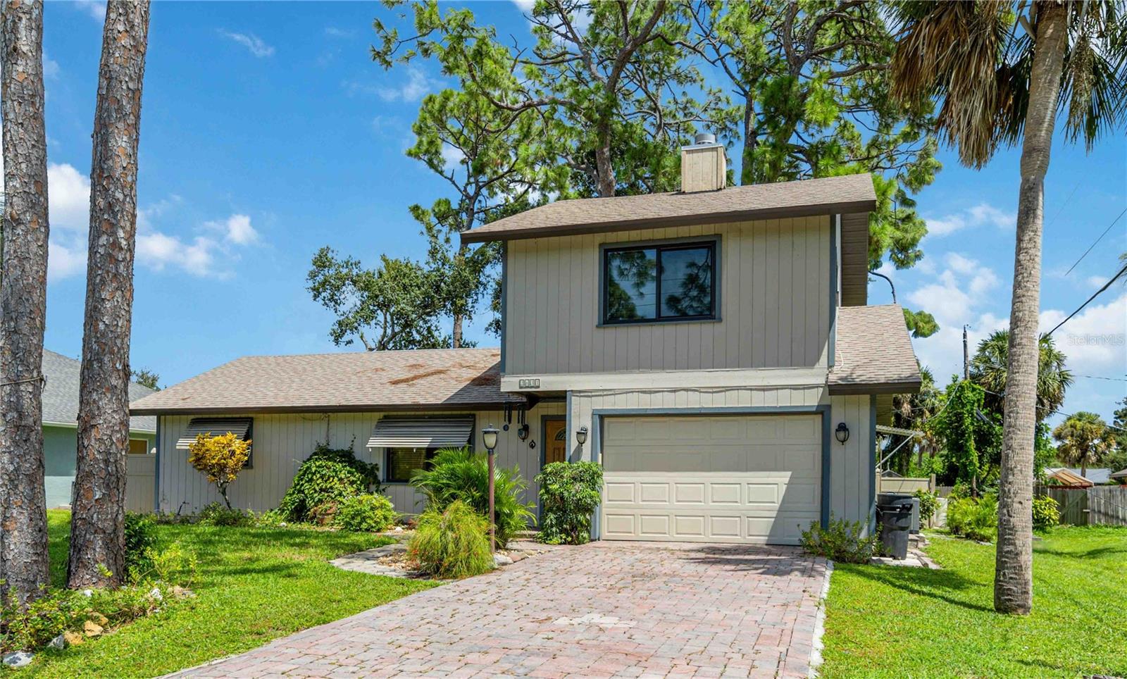 Details for 2631 Fiesta Drive, VENICE, FL 34293