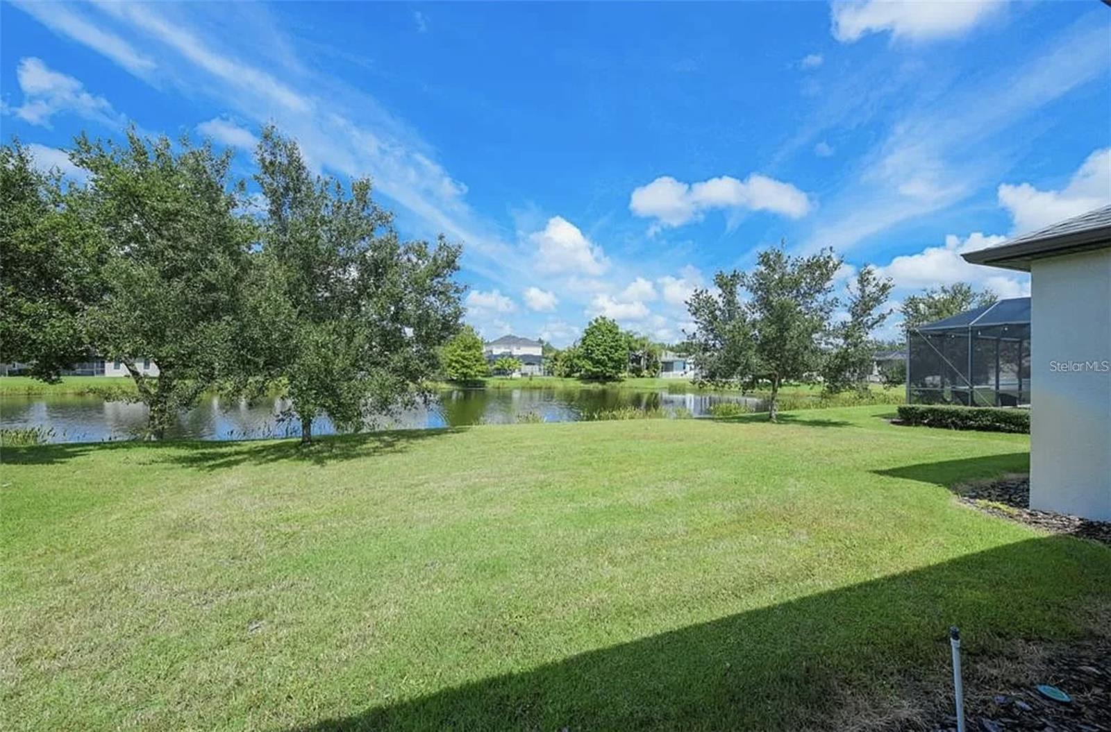 Listing photo id 11 for 15679 Lemon Fish Drive