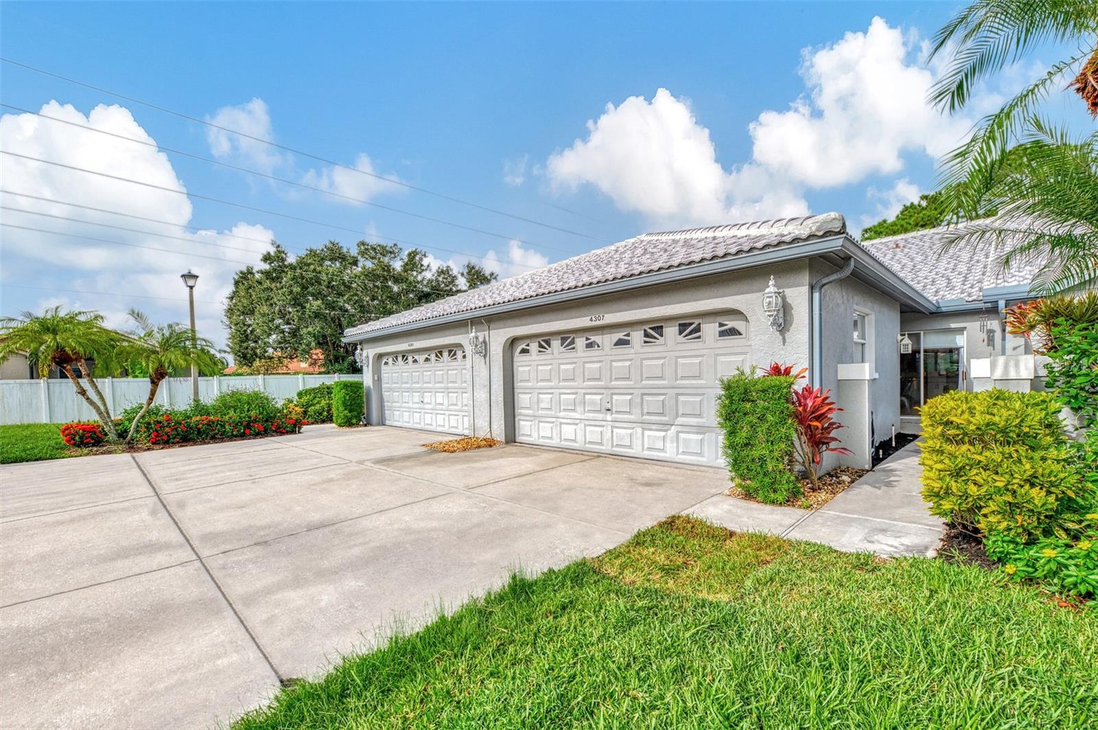 Details for 4307 Madeira Court 3202, SARASOTA, FL 34233