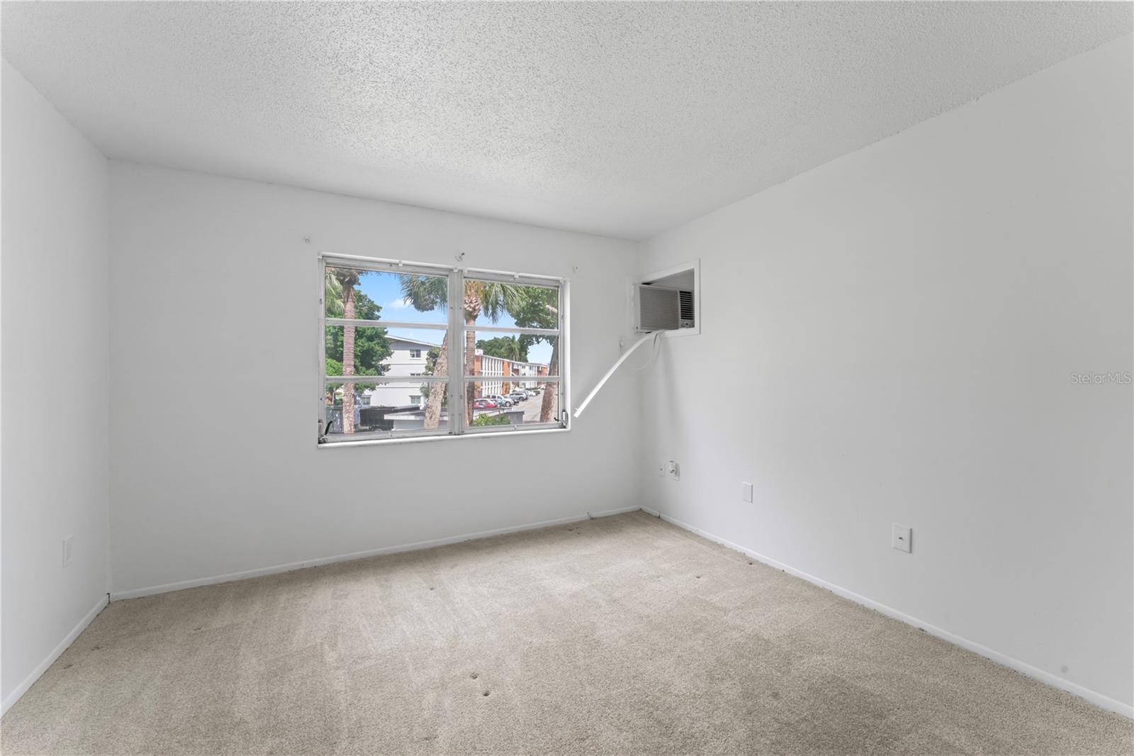 Image 10 of 13 For 2427 Flamingo Boulevard K27