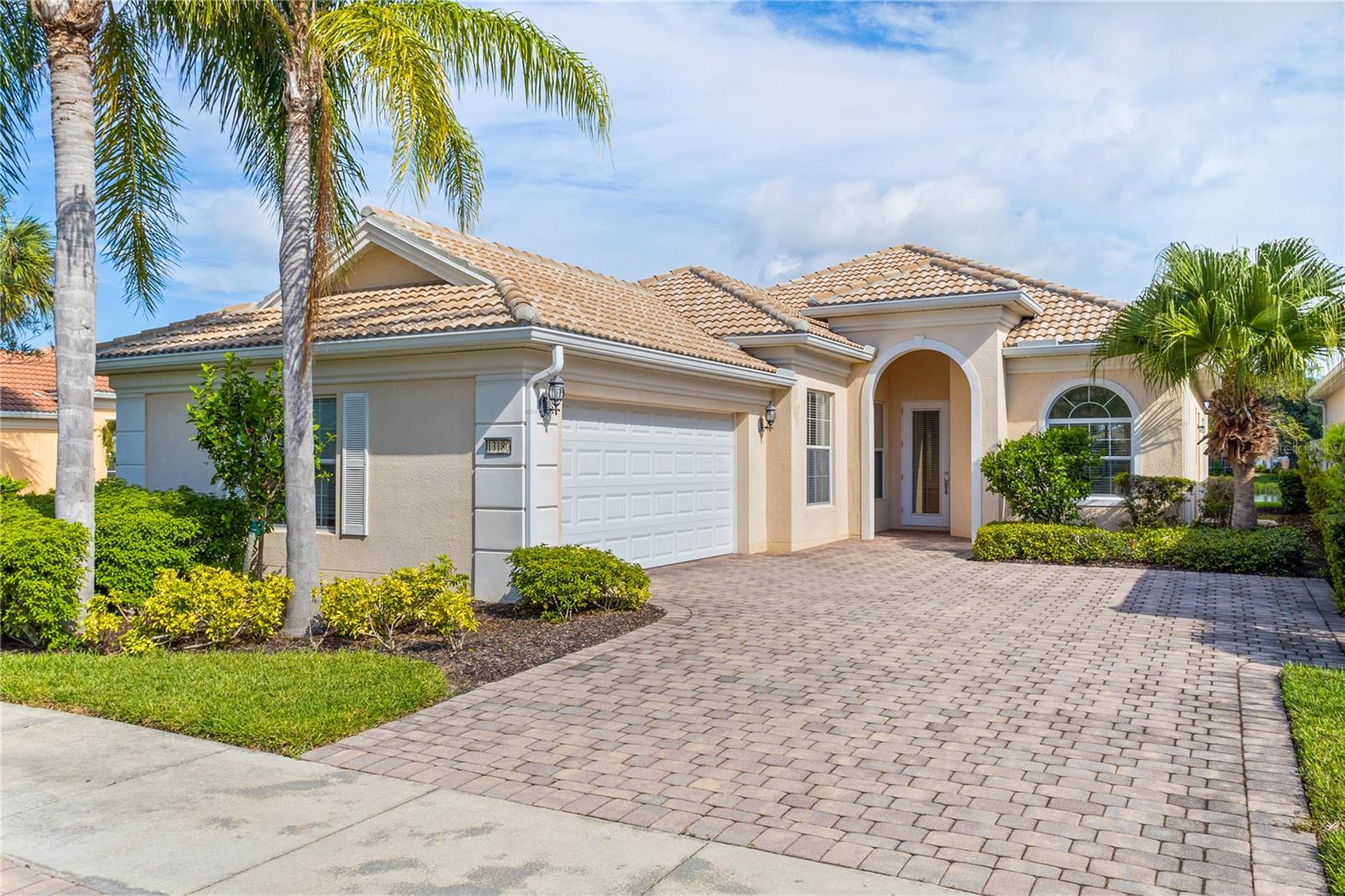 Details for 13180 Ipolita Street, VENICE, FL 34293