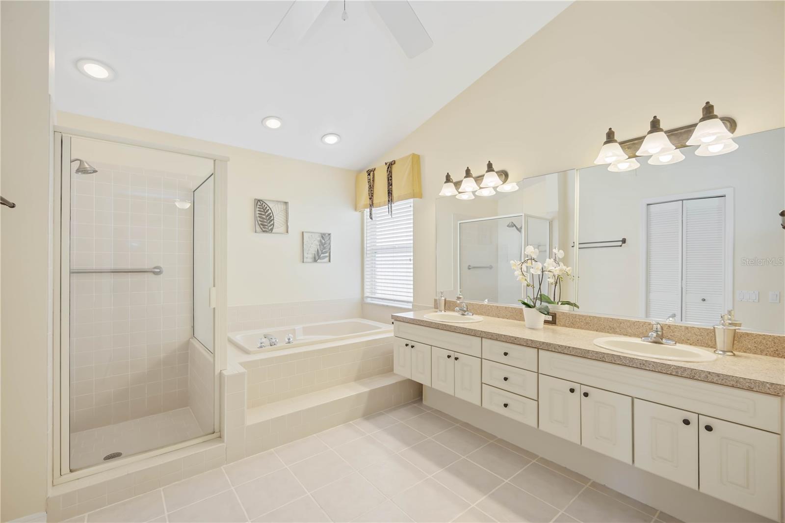 Image 34 of 62 For 4995 Pepperwood Place