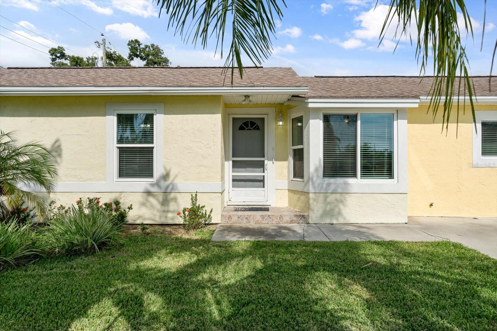 Details for 521 Live Oak Street, VENICE, FL 34285