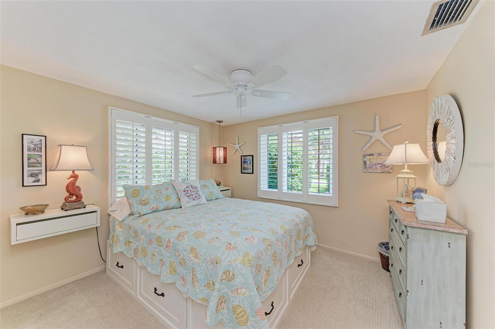Image 33 of 81 For 136 Crescent Dr