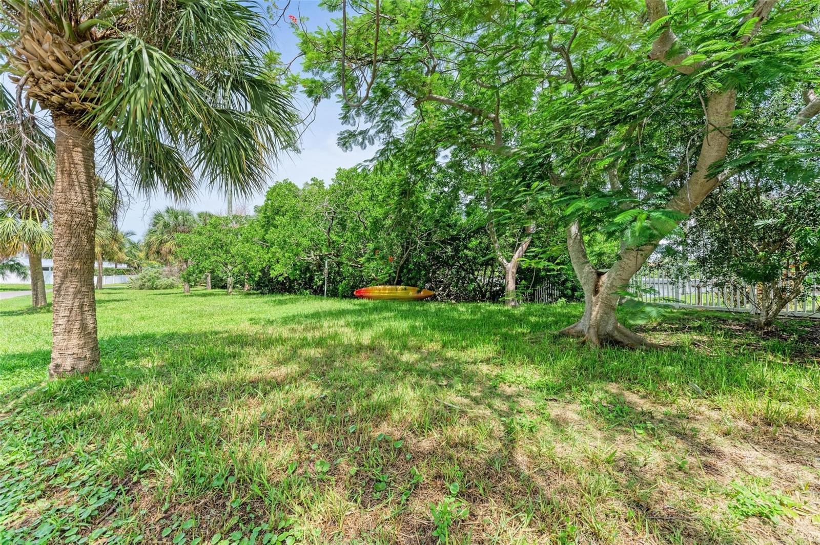 Image 65 of 81 For 136 Crescent Dr