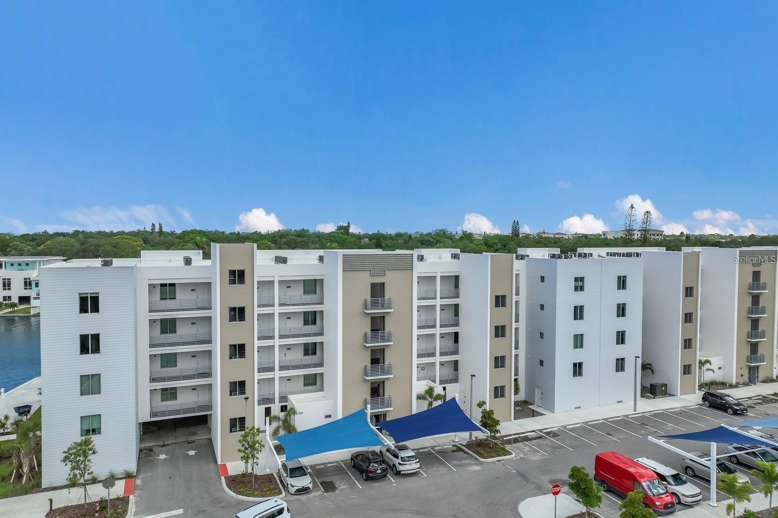 Listing photo id 1 for 1709 Tamiami Trail 509