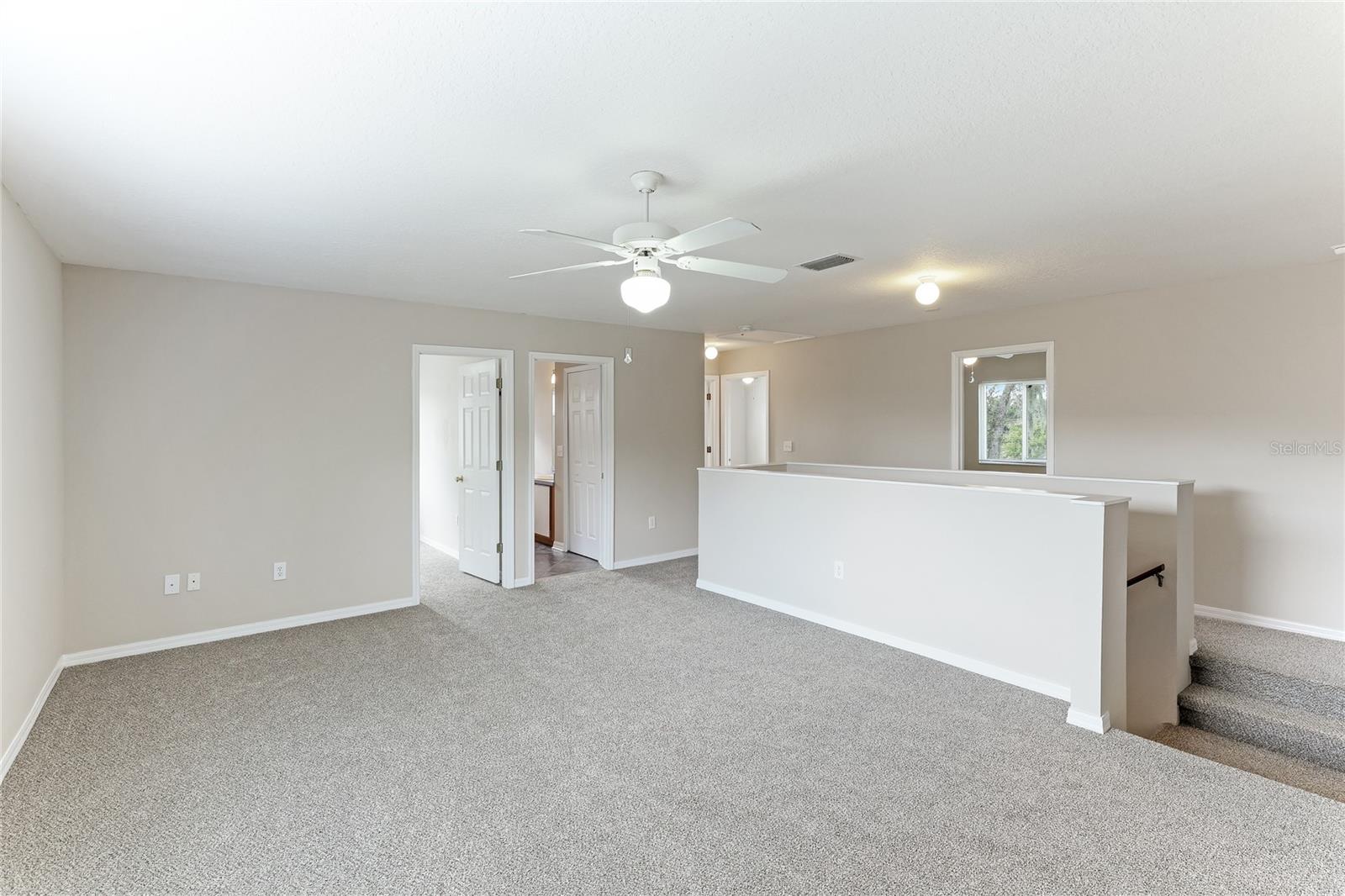 Listing photo id 13 for 3303 Pine Top Drive